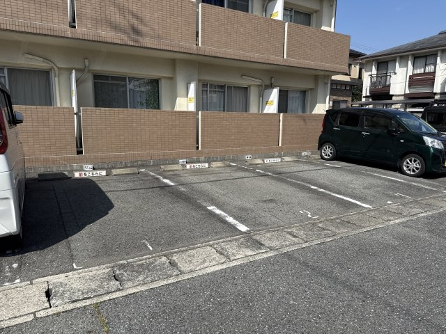 リバーパーク・北条の駐車場