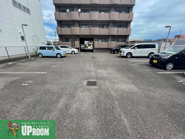 ステージMの駐車場