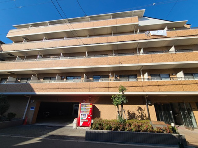 【外観】 | ユニコート | シンプルなデザインの外観です