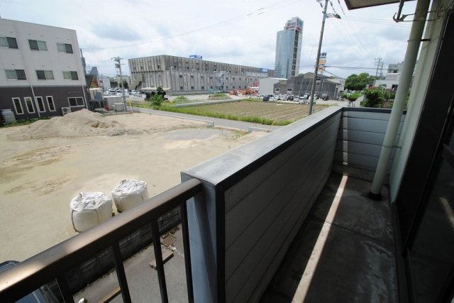 アドバンス弐番館のバルコニー