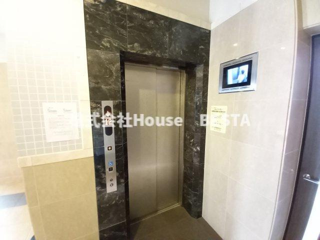 プレサンス神戸裁判所前デリシアのロビー