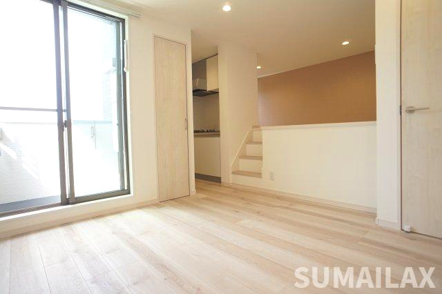 熊本市南区良町２丁目のアパートの居間・リビング