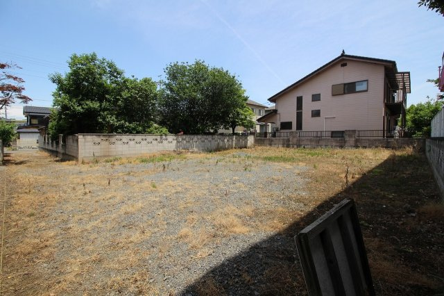 小山市喜沢の外観|敷地内より　敷延部分