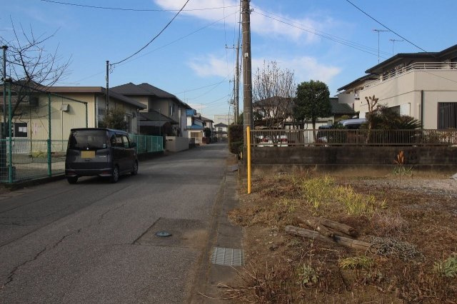 小山市犬塚５丁目の外観|2020年12月撮影　東側から南道路を西方向へ