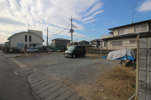 小山市犬塚５丁目の外観|2020年12月撮影　北東側から敷地を南西方向へ