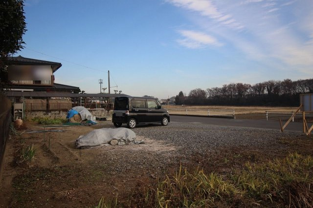 小山市犬塚５丁目の外観|2020年12月撮影　南西側から敷地を北東方向へ