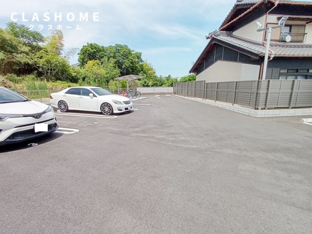 プランドールⅡ　　刈谷市の賃貸はクラスホーム刈谷店の駐車場