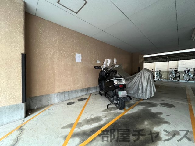 第7フクマルビルの駐車場