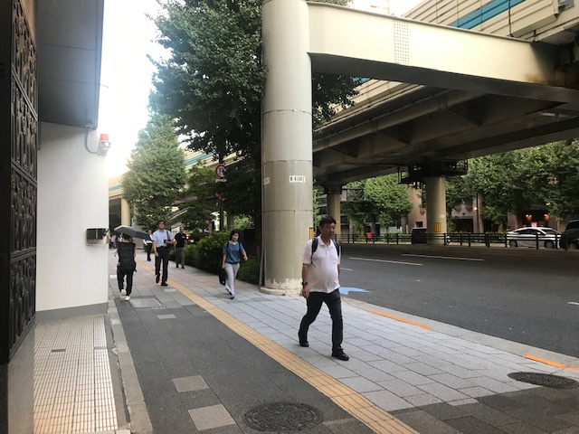 塩崎ビル