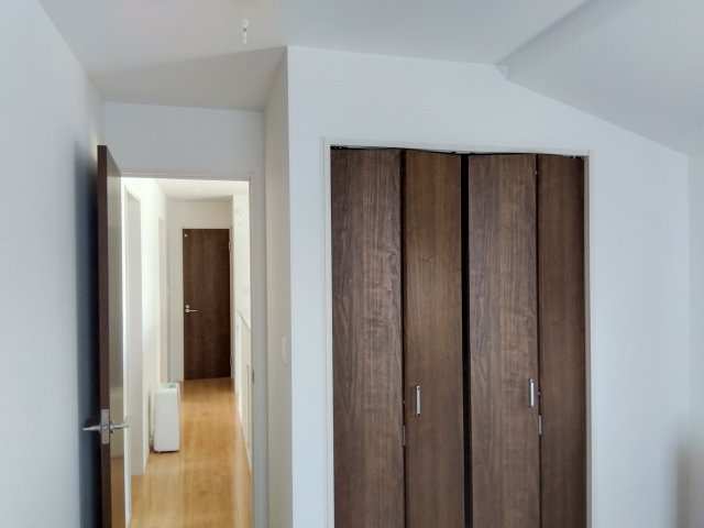 売中古戸建　三島市谷田の収納|各部屋に収納があります。荷物をしまってお部屋を広く使う事が出来ます。
