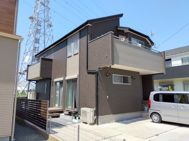 【外観】 | 売中古戸建　三島市谷田 | ブラウンのオシャレな外観です。東栄住宅のお家になります。