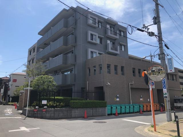 パークホームズ枚方の外観|新しい生活にいかがでしょうか？外観はお住まいの顔になります。こだわりたいポイントですね。水回りリフォームやリノベーションも承ってます。
■現地見学・資金計画相談・住宅ローン相談もお問合せ受付中■