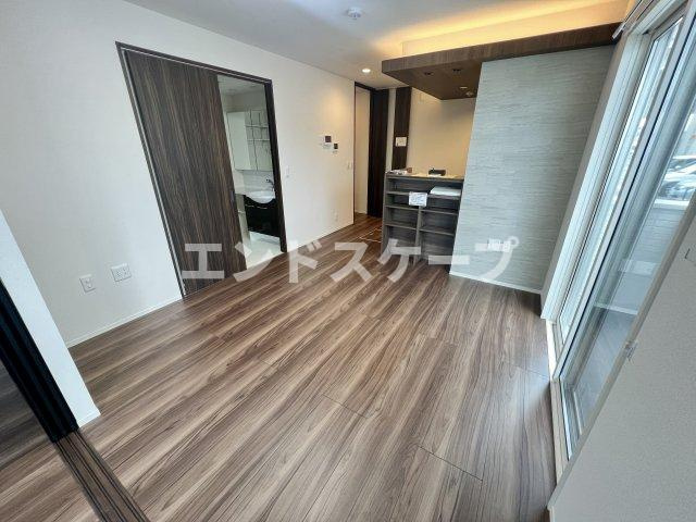 セッティエーム高崎　Ａの居間・リビング|高崎、前橋、伊勢崎エリアのお部屋探しはエンドスケープまで！お客様の理想お聞かせ下さい♪
内装の色味が画像と異なる場合がございます。