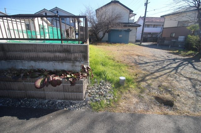 小山市小山の外観|北側との境界部分（2023年1月撮影）