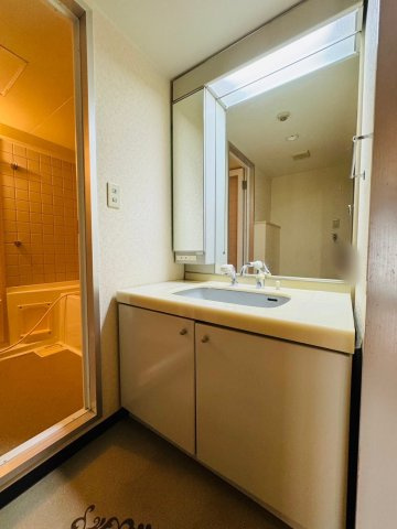 グランデュール鴨川Ⅲ番館