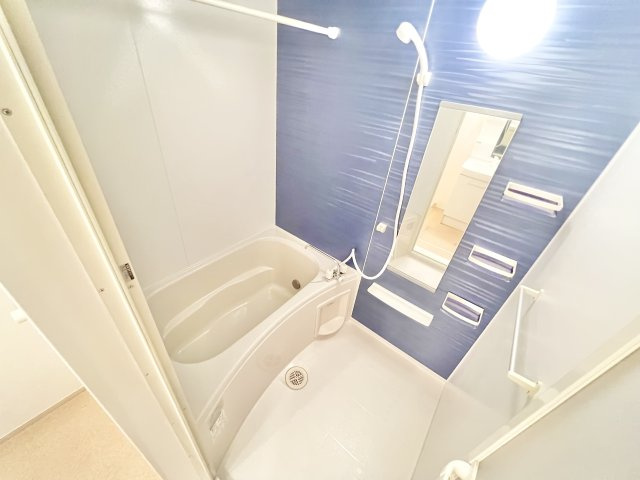 ブルースカイ幸和Ⅰの浴室|※別部屋参考写真