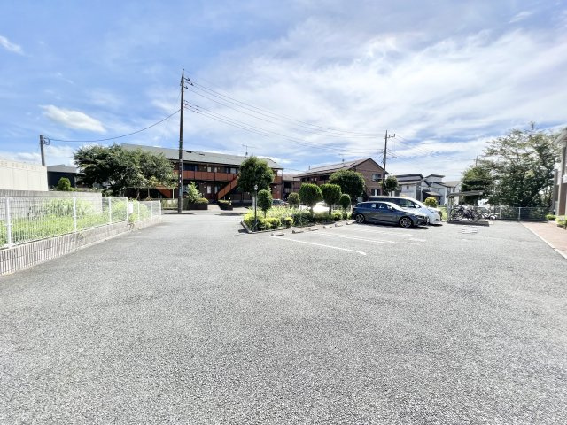 ブルースカイ幸和Ⅰの駐車場|駐車場があります