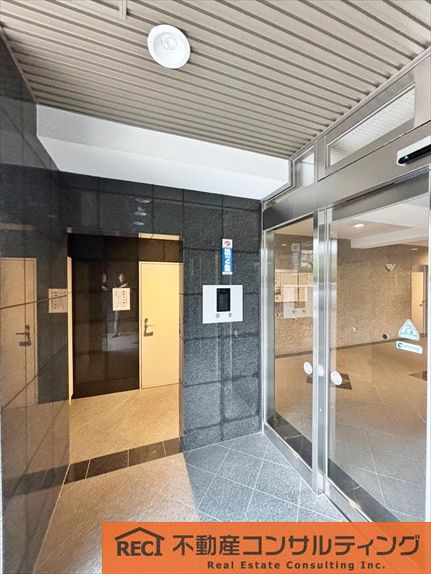 ハーティネス甲子園のエントランス|阪神甲子園駅徒歩9分です