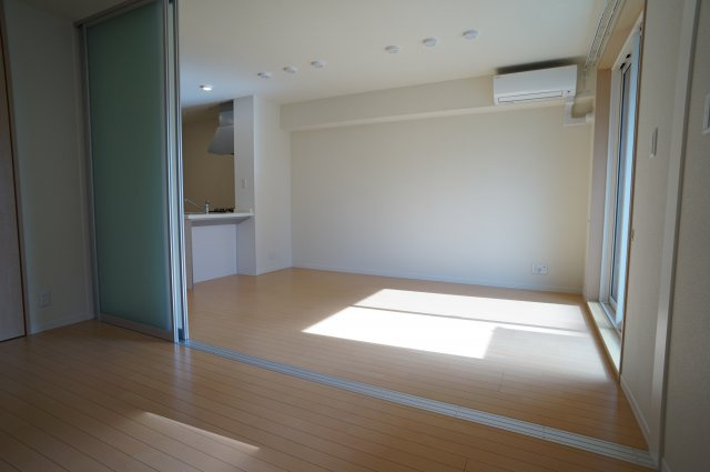 ShaMaison Maki（シャーメゾンマキ）の居間・リビング