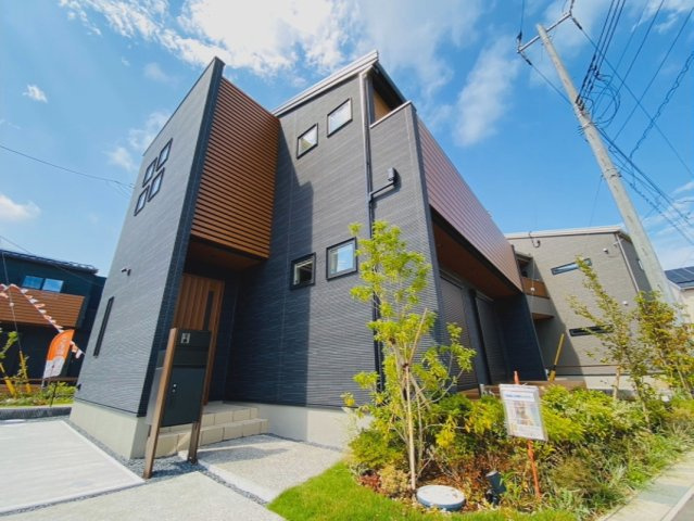 寺台　新築戸建て　ナリタリンクスプレイス　３４号棟の外観