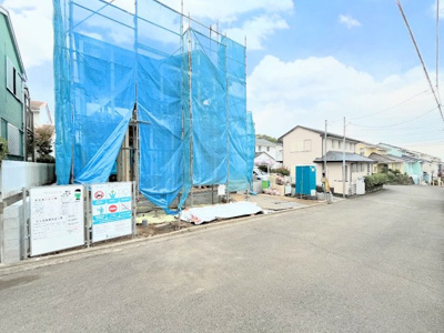 【前面道路含む現地写真】 | ◆横浜市戸塚区原宿新築住宅◆ | ◆住宅ローンのご相談や周辺環境のご案内も含め、ローンに詳しい、地元に詳しいスタッフがお出迎えさせていただきます。お気軽にご相談ください。