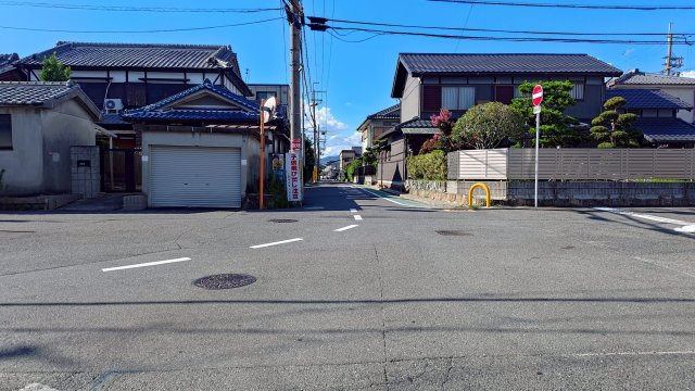 エアリーレジデンス・芝生の周辺