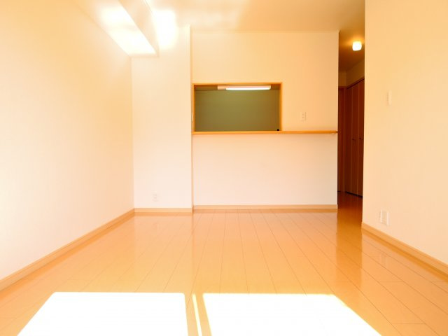 エアリーレジデンス・芝生の居間・リビング