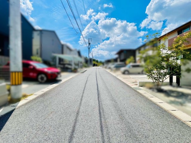 長久手市前熊一ノ井戸建の前面道路含む現地写真|前面道路①