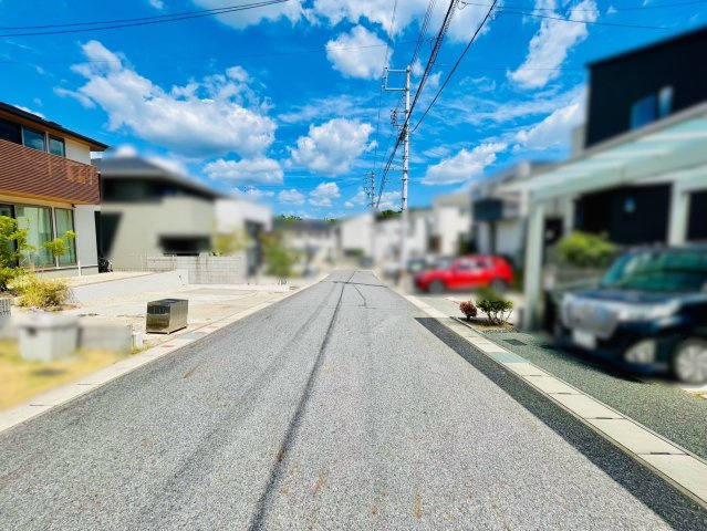 長久手市前熊一ノ井戸建の前面道路含む現地写真|前面道路②