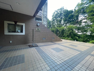 【エントランス】