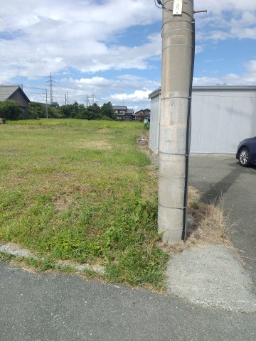 高島市新旭町北畑346坪農地付き土地の前面道路含む現地写真