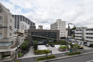 【展望】 | 眼前に広がる空の雄大さと、このお部屋の自慢の一つである「眺望」をご覧ください。毎日、この景色を独り占めできる新生活に夢が広がります。～即日のご見学可能～　お問合せはお気軽にどうぞ。
