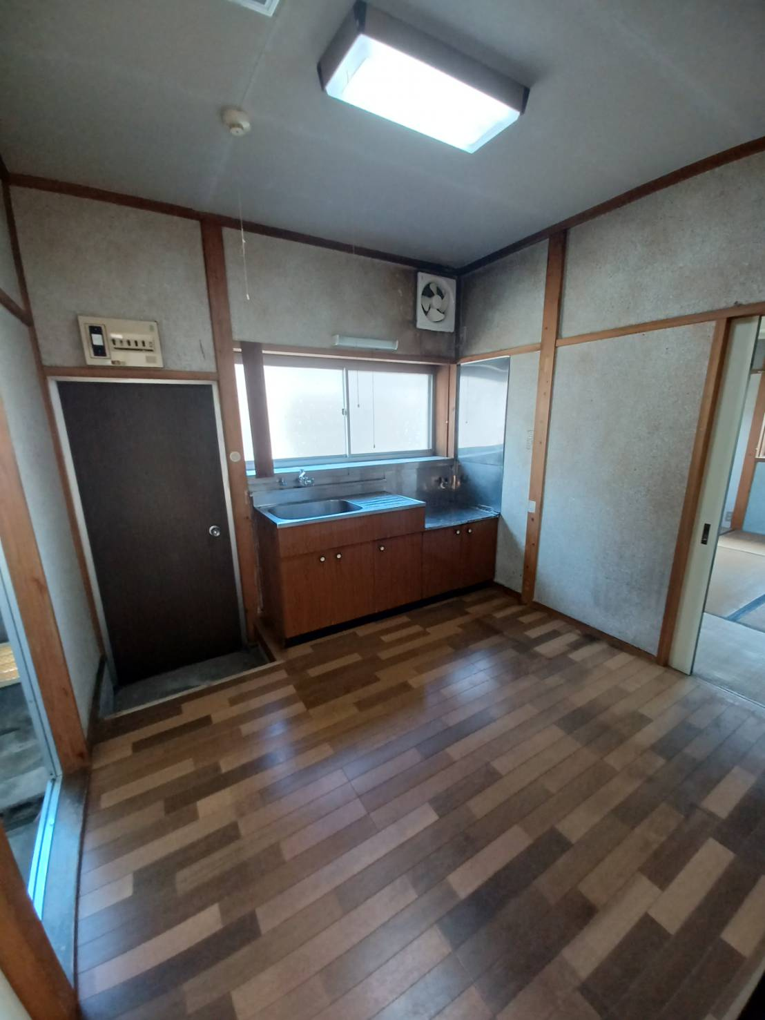 根小屋貸家のキッチン