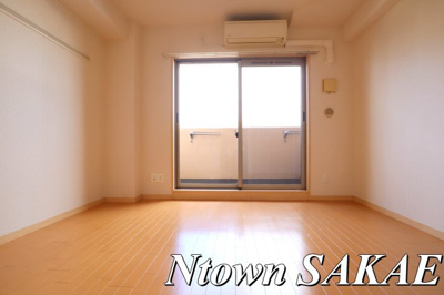 【居間・リビング】 | プレサンス名古屋駅前ヴェルロード | おしゃれなリビングです