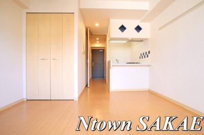 【居間・リビング】 | プレサンス名古屋駅前ヴェルロード | ゆったりとしたリビングです