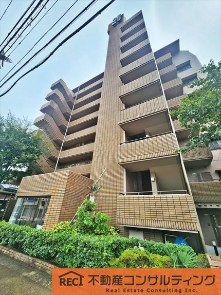 朝日プラザ六甲町の外観