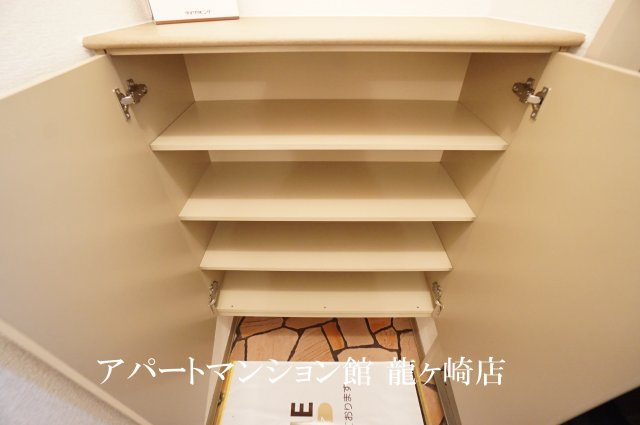 クレスト藤ヶ丘Bの収納