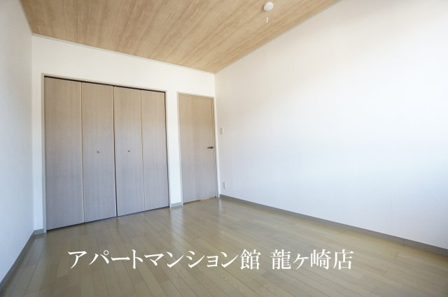 クレスト藤ヶ丘Bの寝室