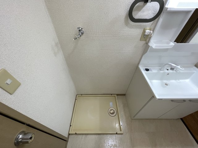 サンハイム井野Ⅱの内装|室内洗濯機置場