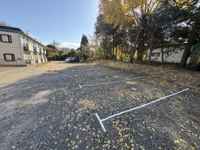 サンハイム井野Ⅱの駐車場