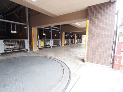 【駐車場】 | ナイスエスアリーナ荒池公園