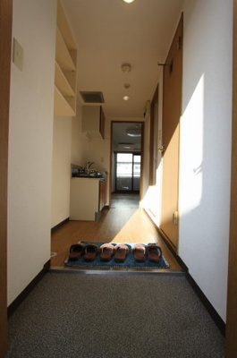 【玄関】 | アイショウプラザ北五番丁 | ※お部屋写真は参考です