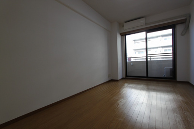 【洋室】 | アイショウプラザ北五番丁 | ※お部屋写真は参考です