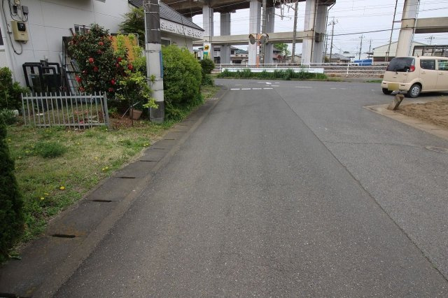 小山市西城南１丁目の前面道路含む現地写真|前面道路