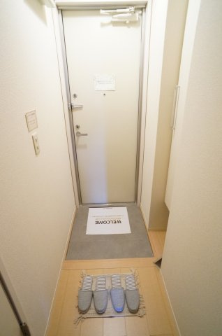 オッツ荒牧南の玄関