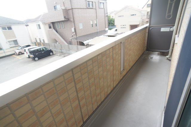 オッツ荒牧南のバルコニー
