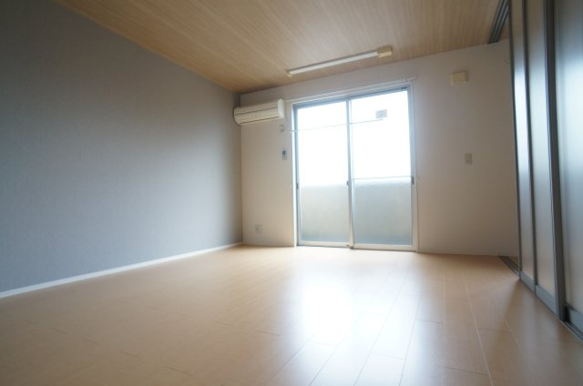 オッツ荒牧南の居間・リビング