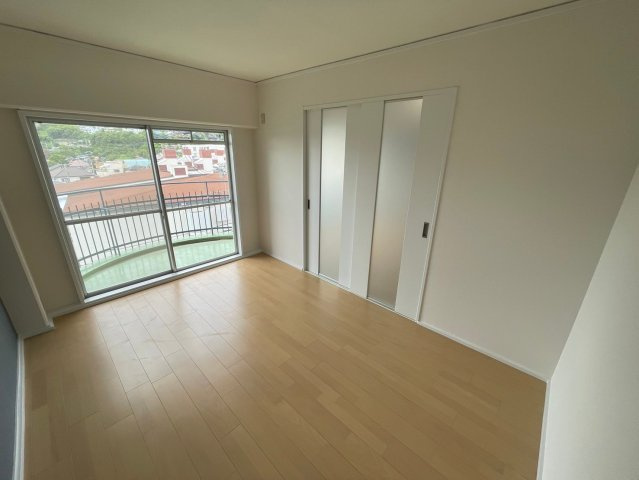 御影プライムハイツの居間・リビング