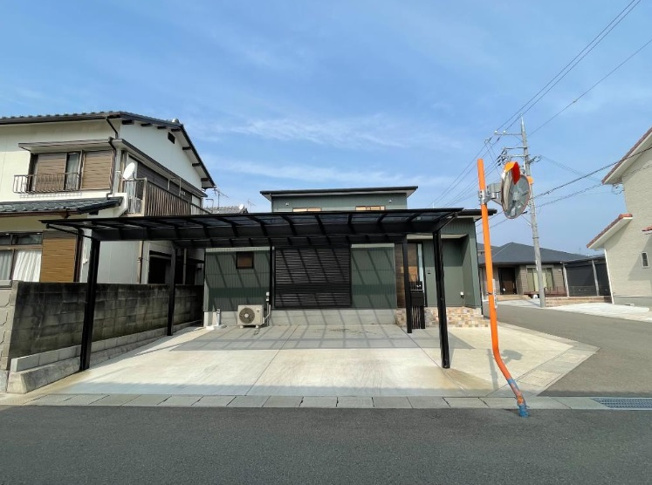 【外観】 | 令和1年築の築浅物件です。