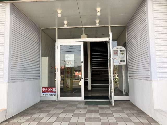 宮野新鮮市場　店舗のエントランス